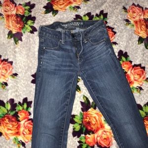 American eagle jeans!
